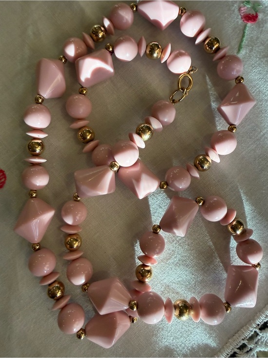 Jewelry - Vintage Pink Lucite Beaded Necklace with Gold Accents